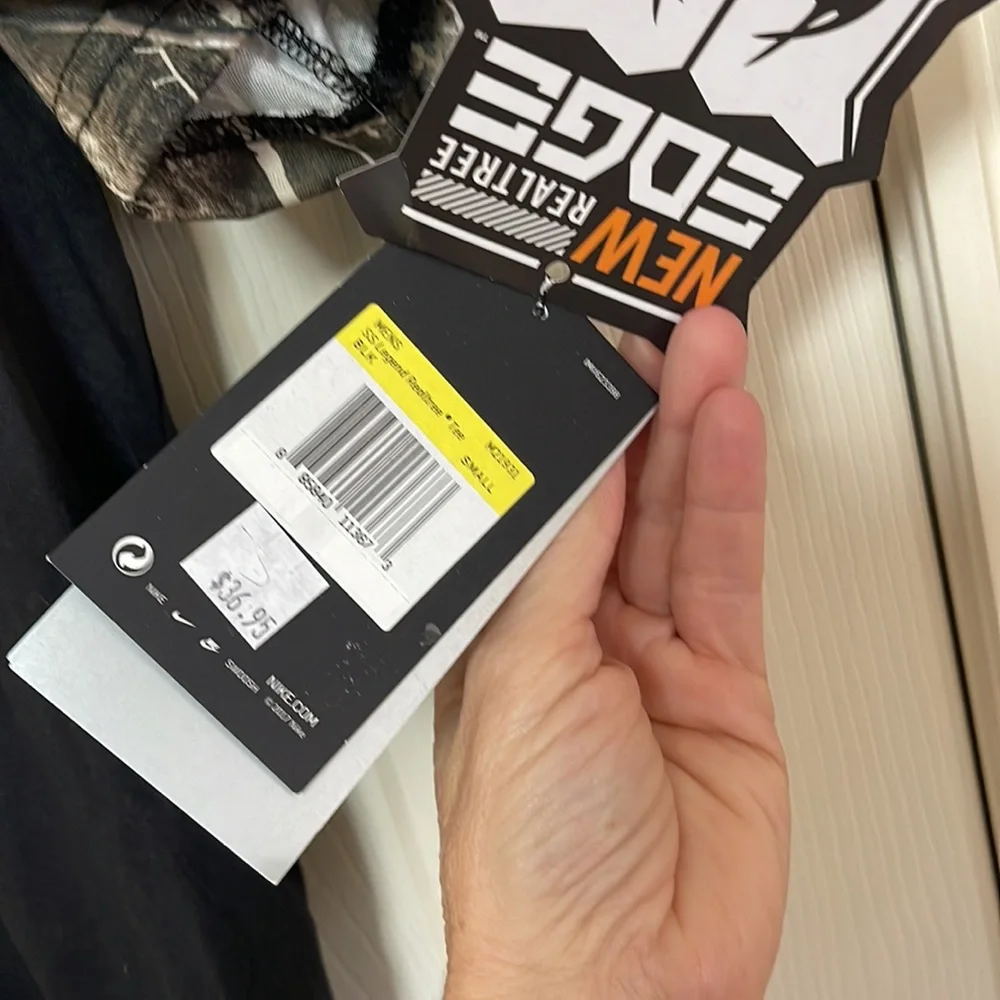 Nike legend real tree tee. Men’s size small. New! - Picture 5 of 7